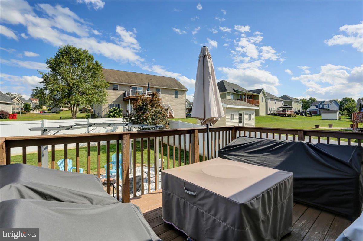 TIMBERLAND ESTATES - Residential