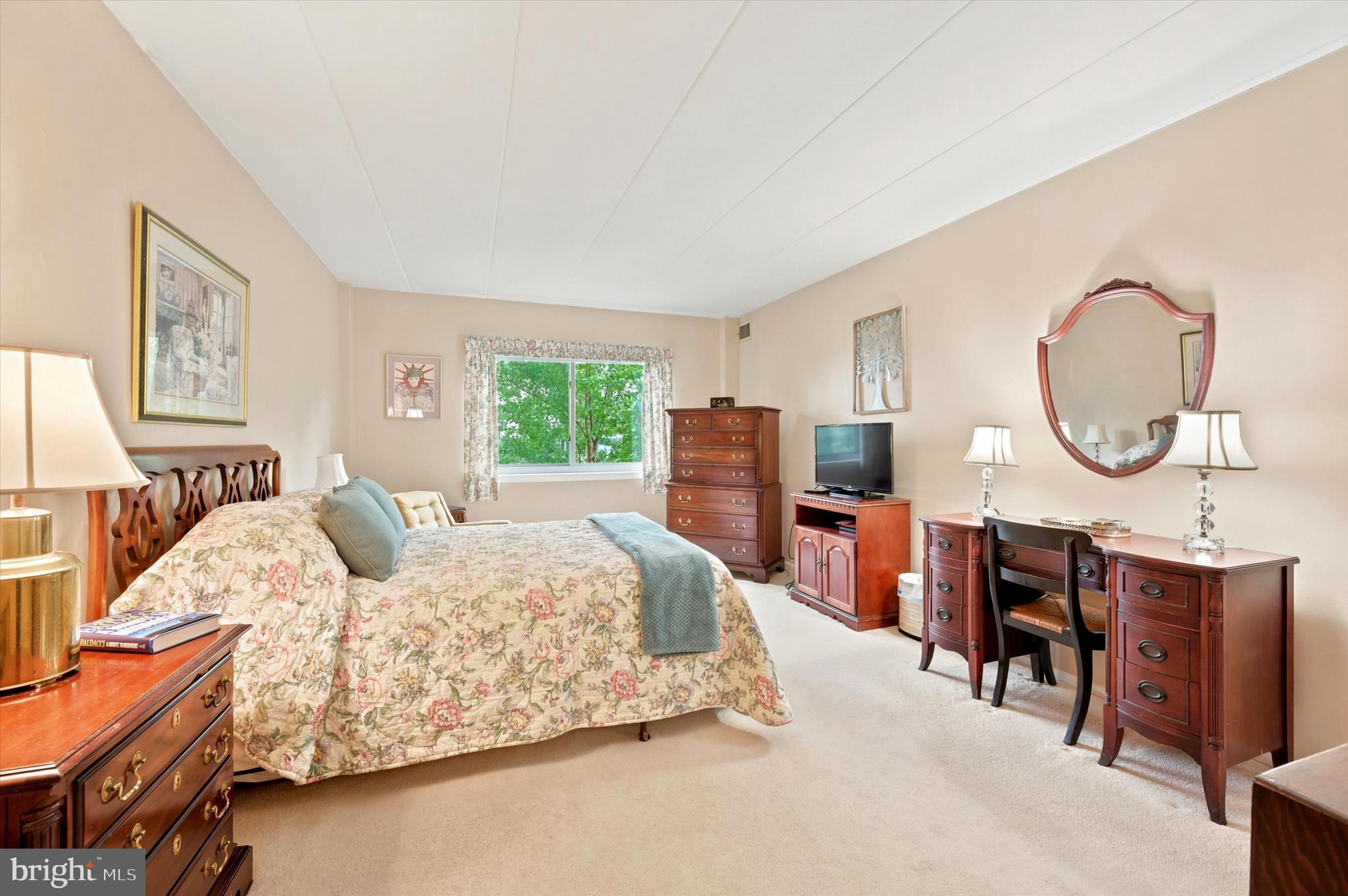 JENKINTOWN - Residential