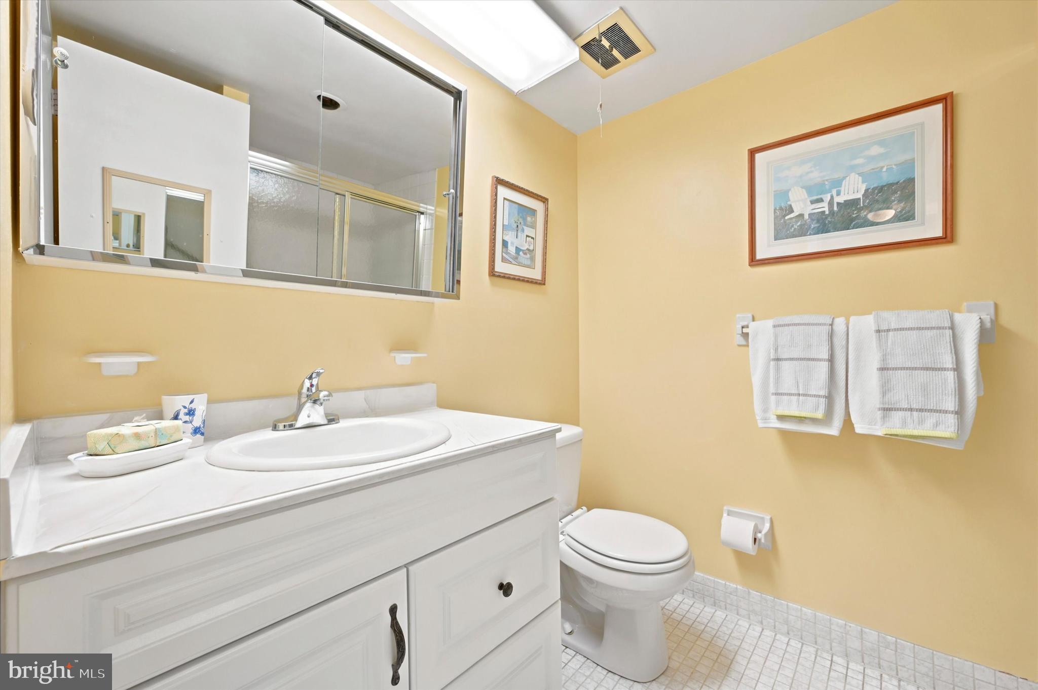 JENKINTOWN - Residential