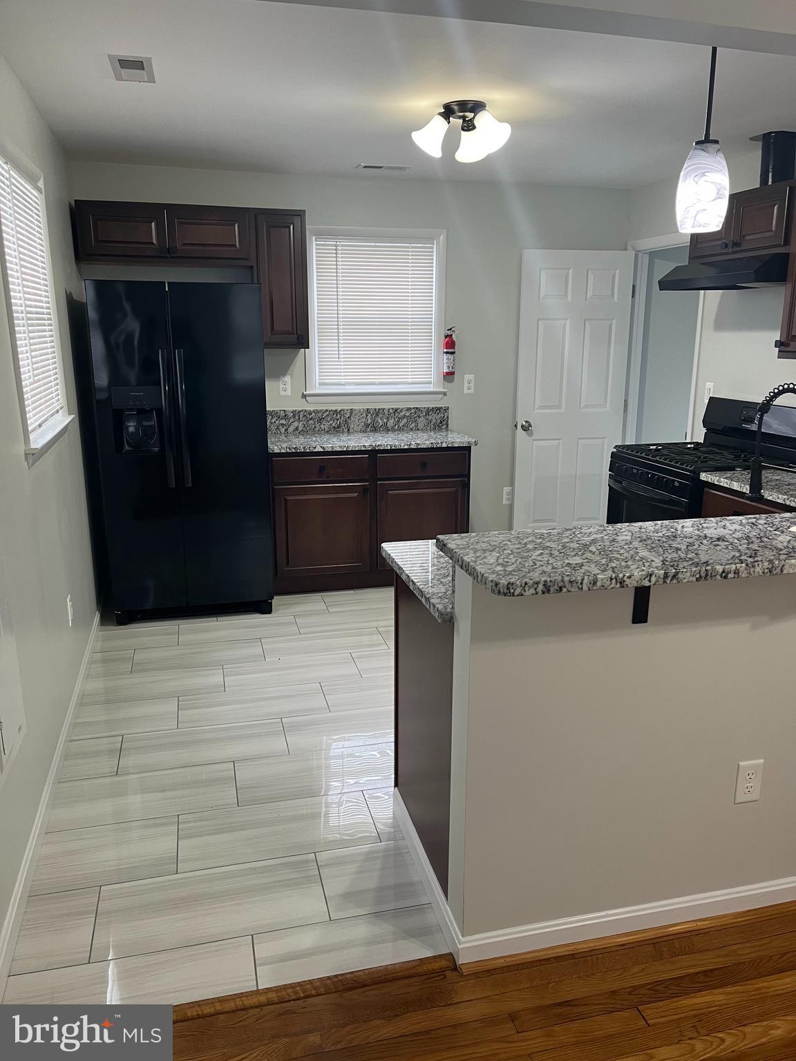 MOVE-IN READY! 2BDR/1BTH house on a quiet cul de sac in Glenarden.  Spacious kitchen with lots of cabinet and countertop space.  Low maintenance hardwood floors in all areas except the kitchen and bath which have ceramic tile flooring. The front and back yards are great for family fun, children playing or a flower garden. Conveniently located near shopping, restaurants, public transportation, 495 Beltway and FedEx field.  
Rental criteria - Preferred credit score 600+; good rental history with no evictions; verifiable income and assets.