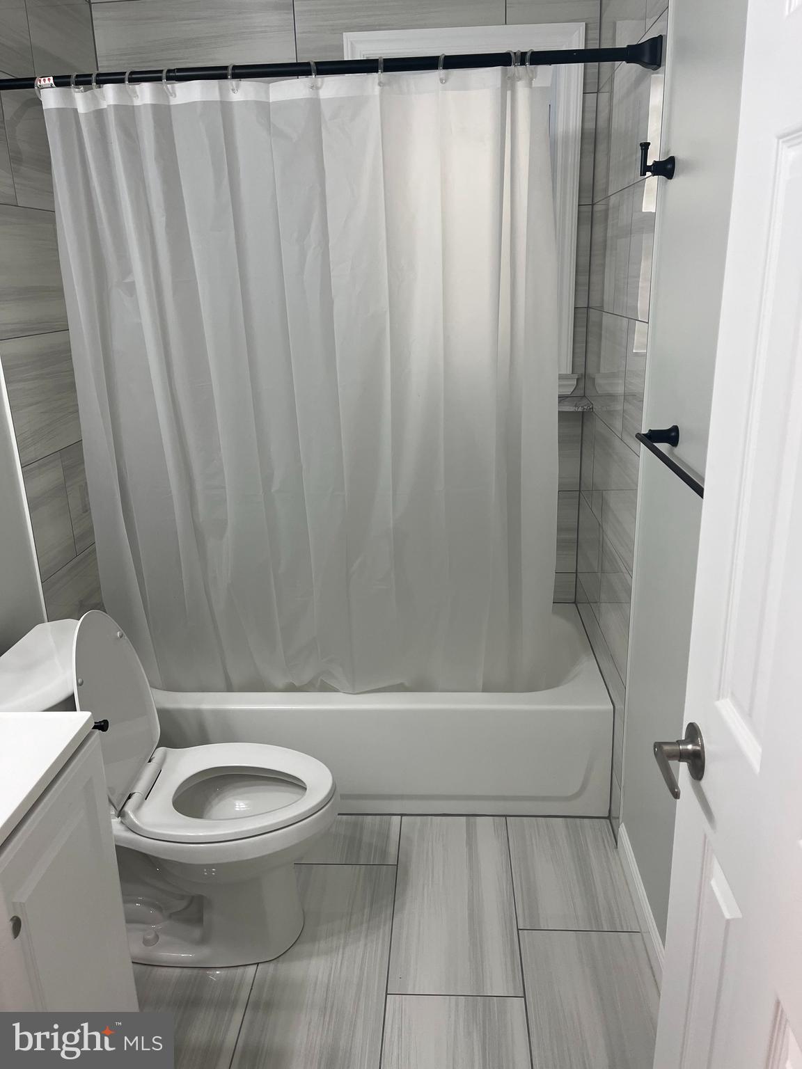 GLENARDEN HEIGHTS - Residential Lease