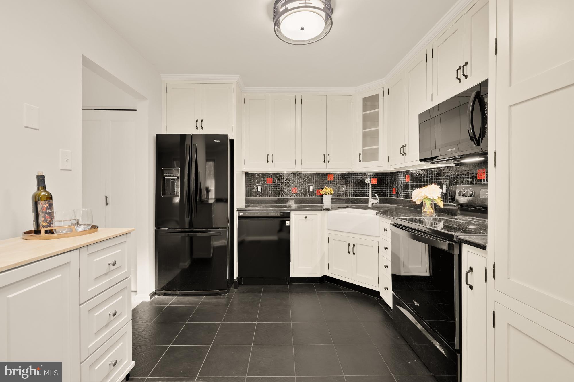 BURKE CENTRE - Residential