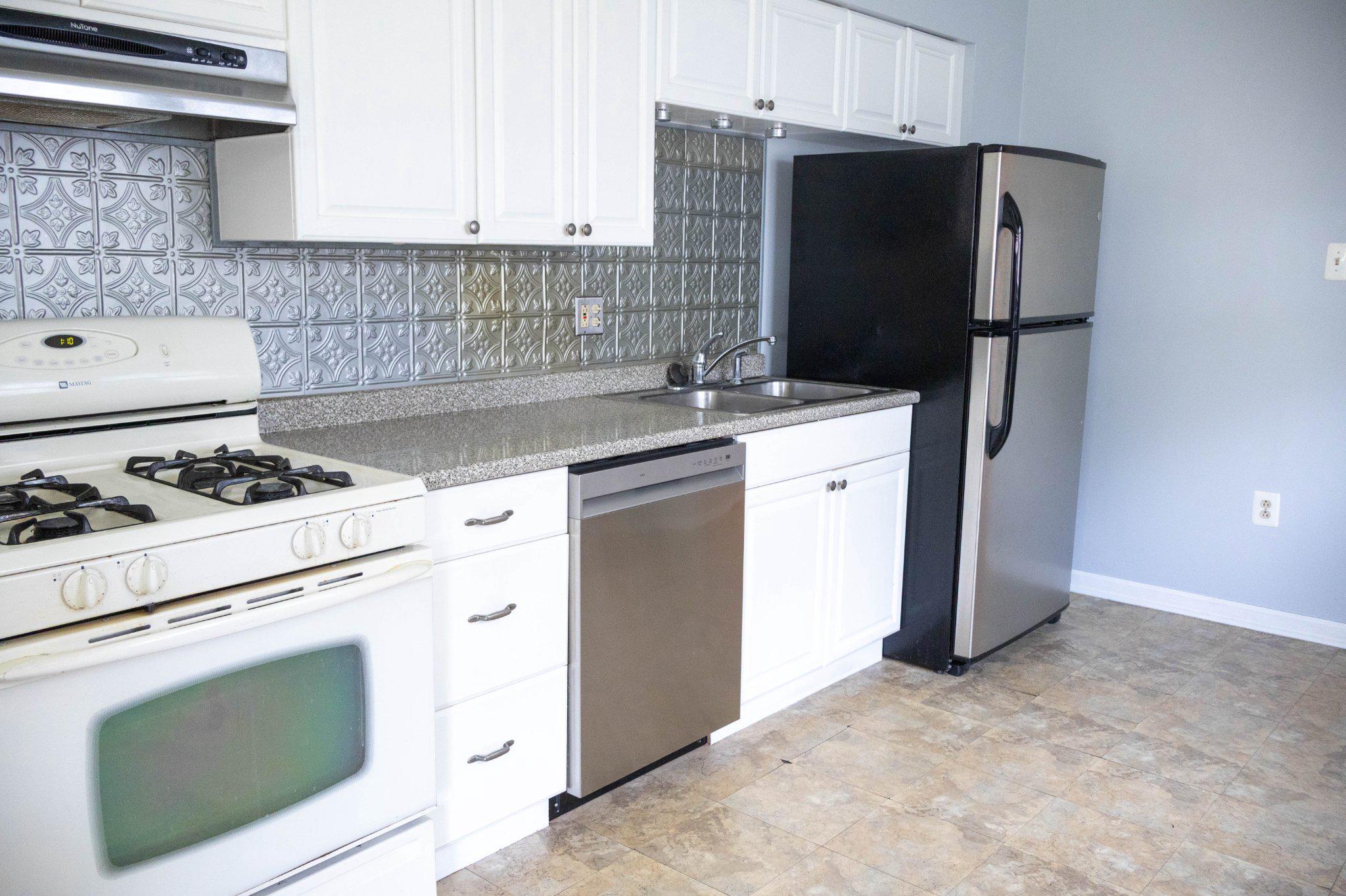BRIDESBURG - Residential