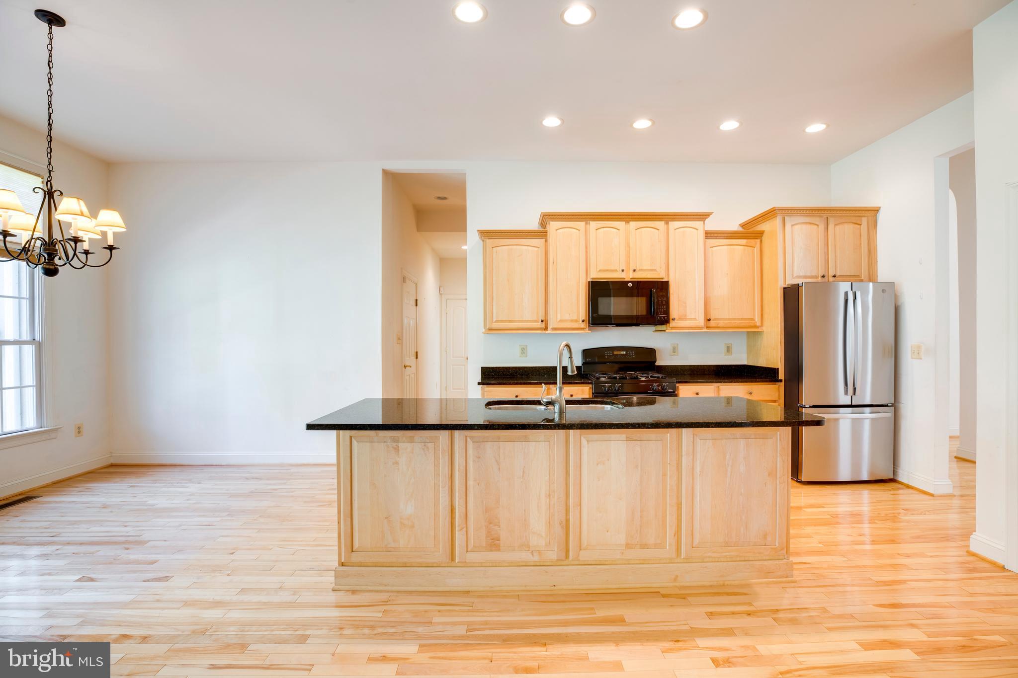 LAKE MANASSAS - Residential