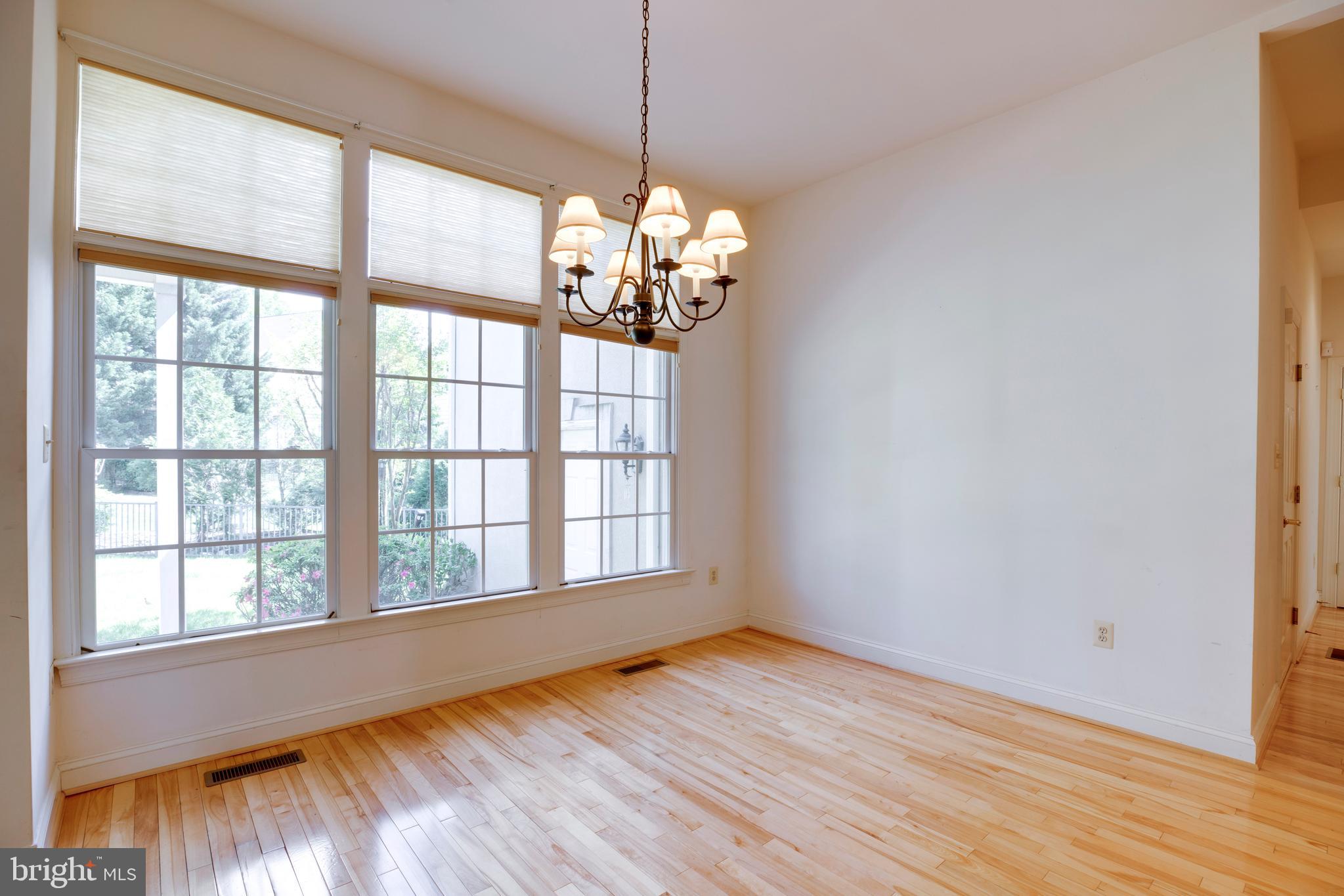 LAKE MANASSAS - Residential