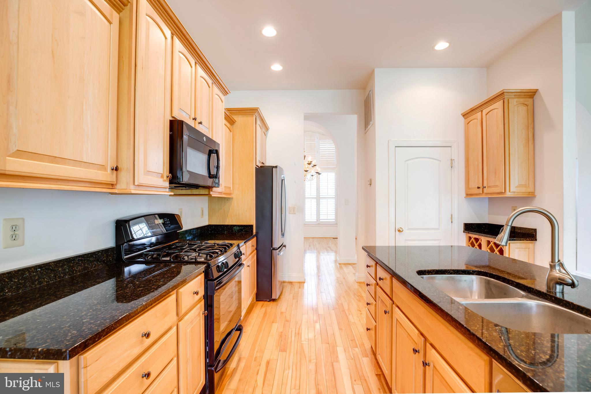 LAKE MANASSAS - Residential