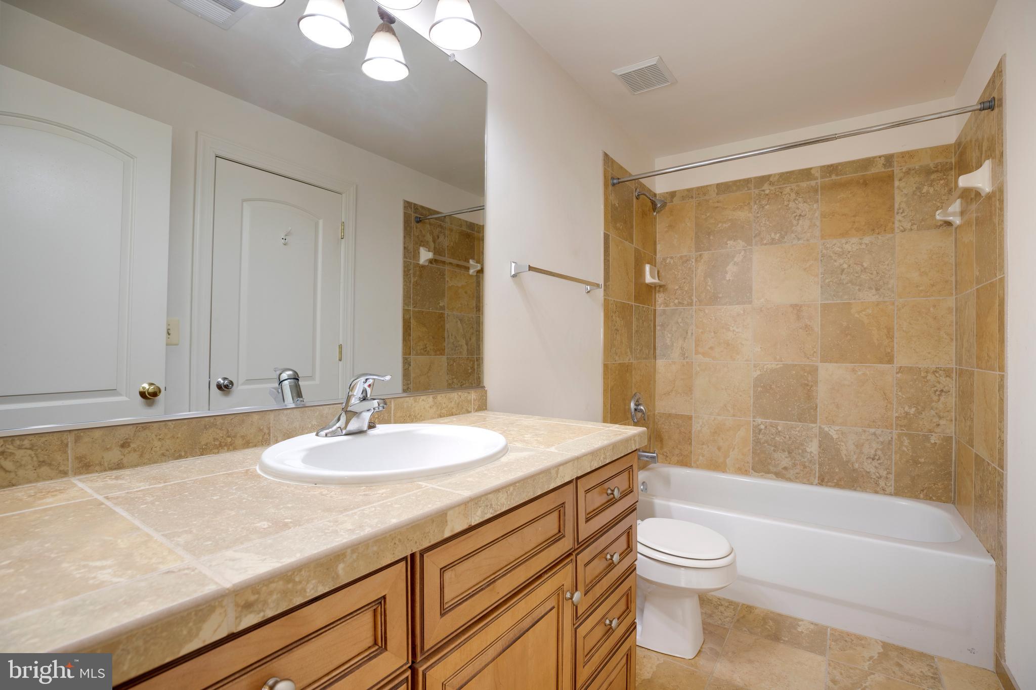 LAKE MANASSAS - Residential