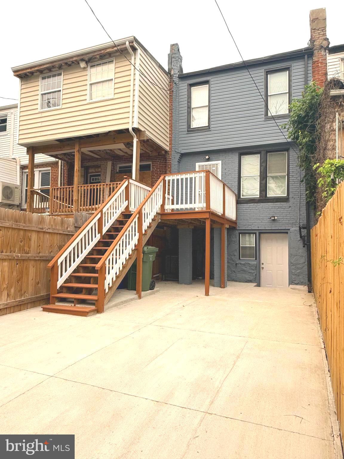 TOWANDA - Residential