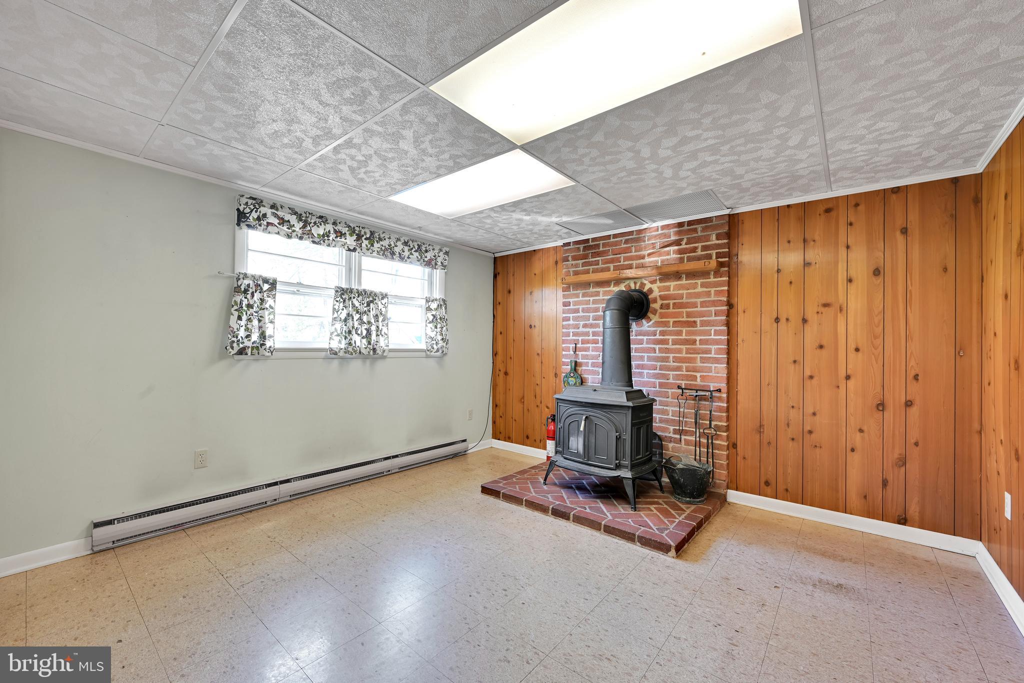 MILLERSVILLE BOROUGH - Residential