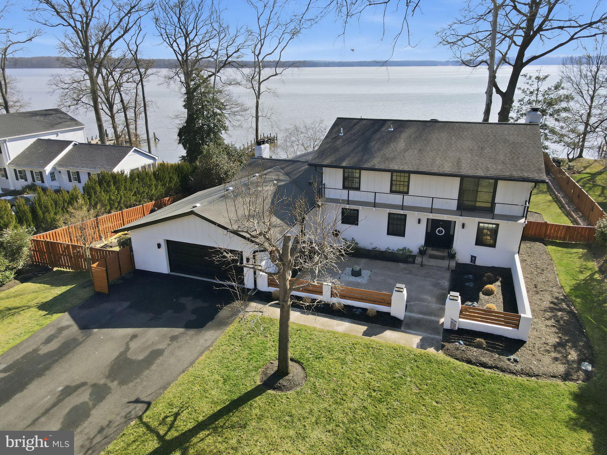 HALLOWING POINT RIVER ESTATES - Residential