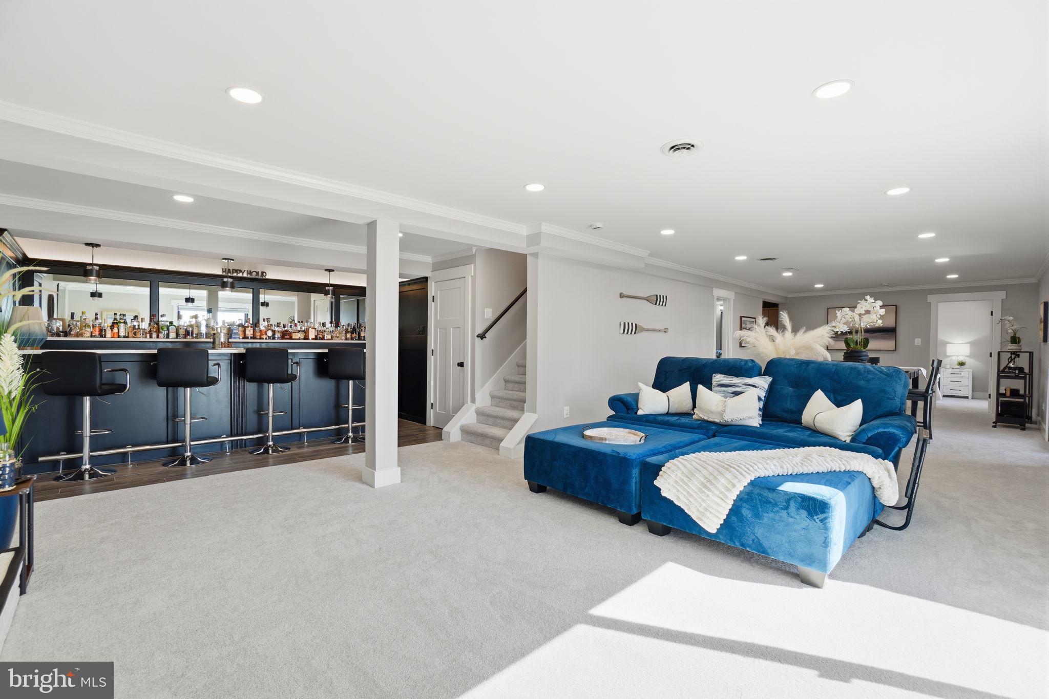 HALLOWING POINT RIVER ESTATES - Residential