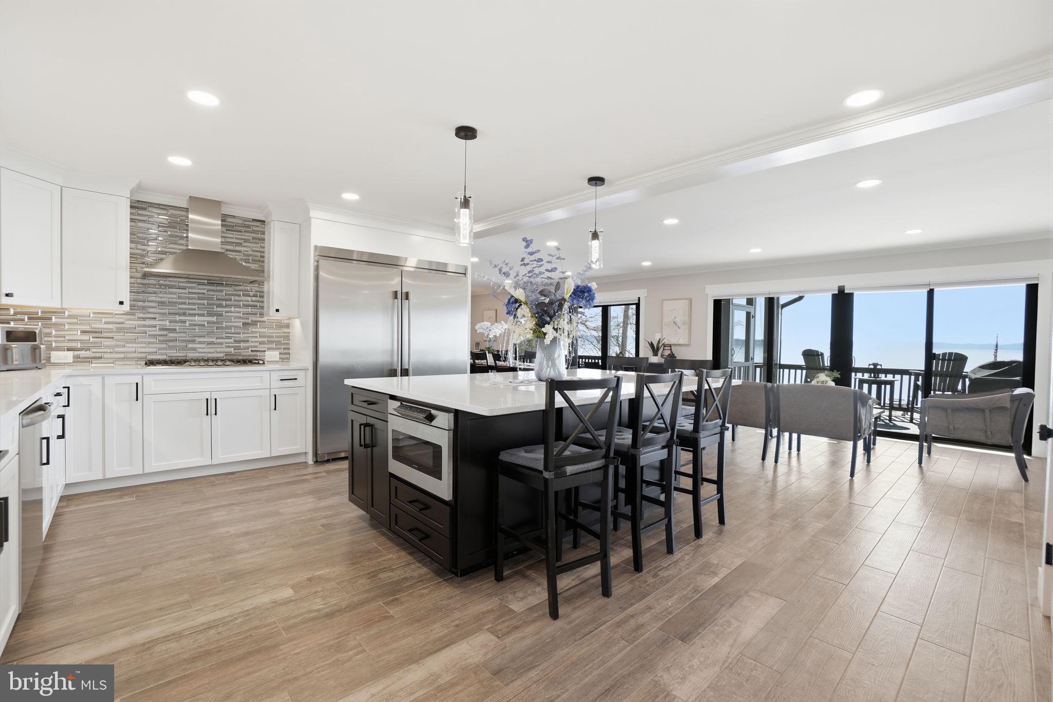 HALLOWING POINT RIVER ESTATES - Residential