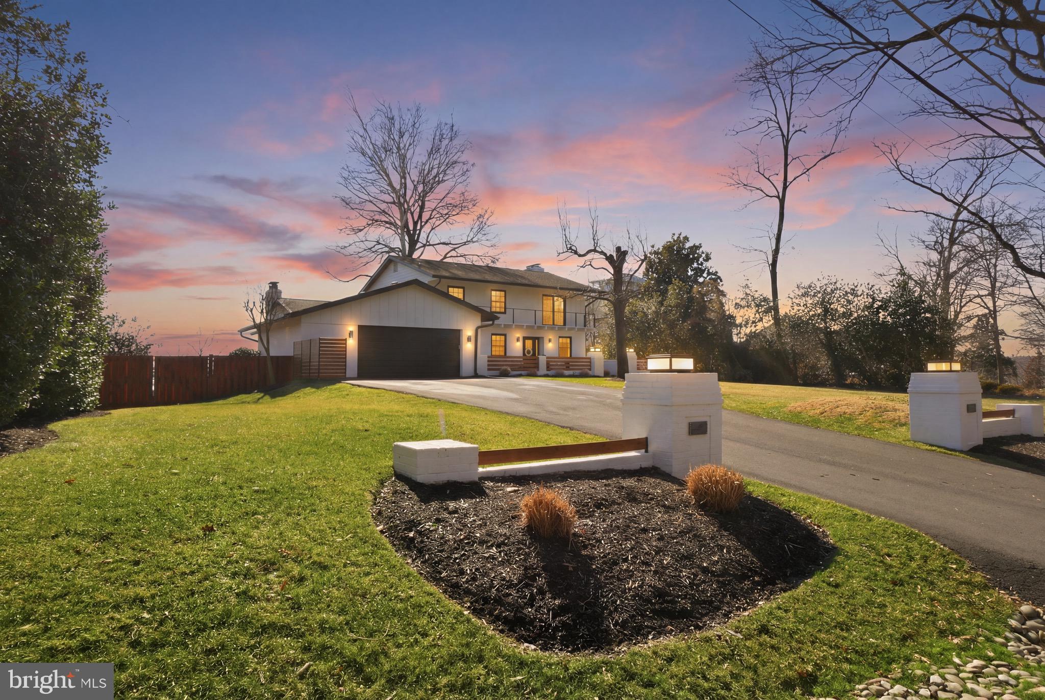 HALLOWING POINT RIVER ESTATES - Residential