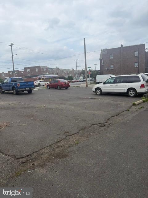 FRANKFORD - Commercial Sale