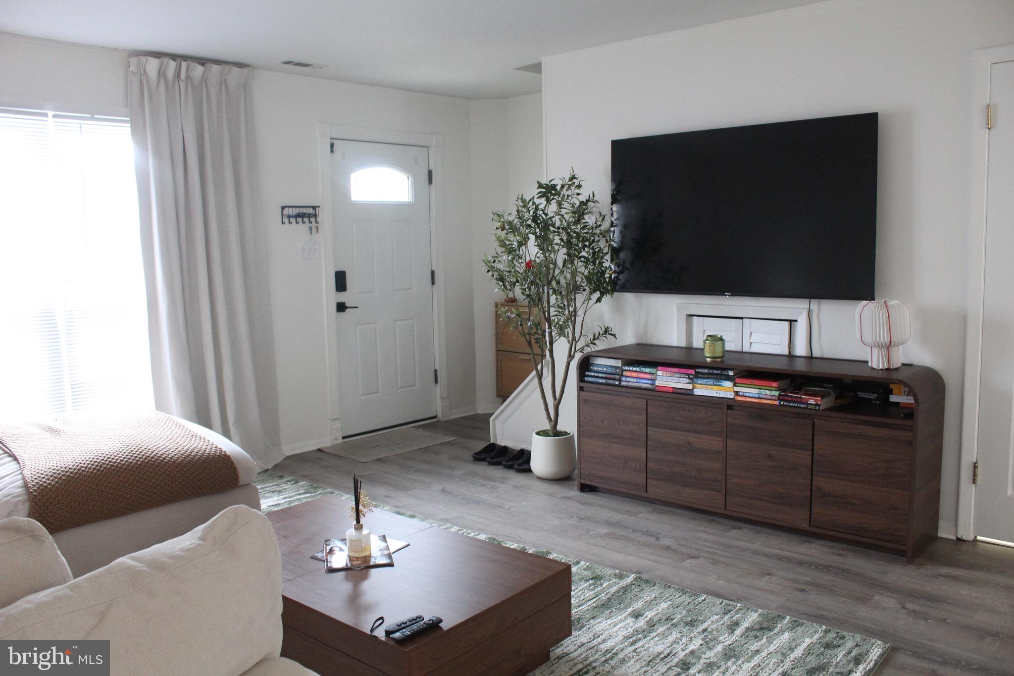 FRANKLIN RIDGE TOWNHOUSE - Residential