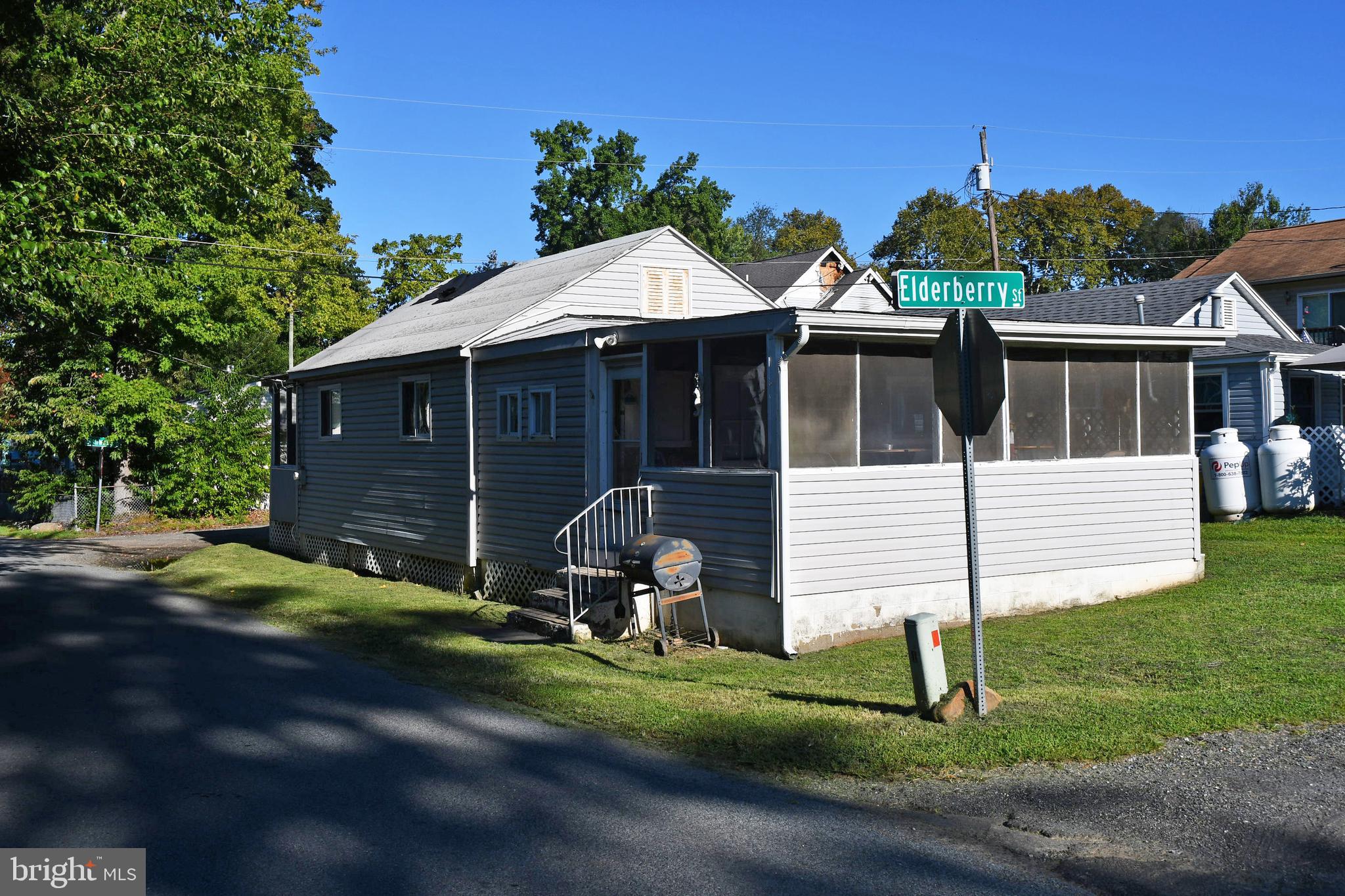 CRYSTAL BEACH MANOR - Residential