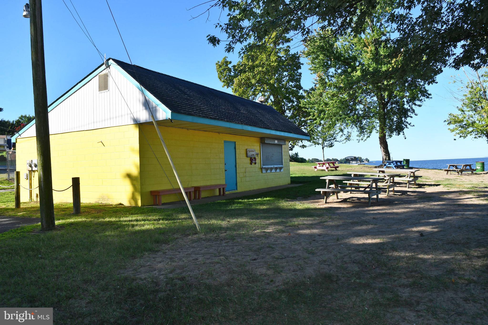 CRYSTAL BEACH MANOR - Residential