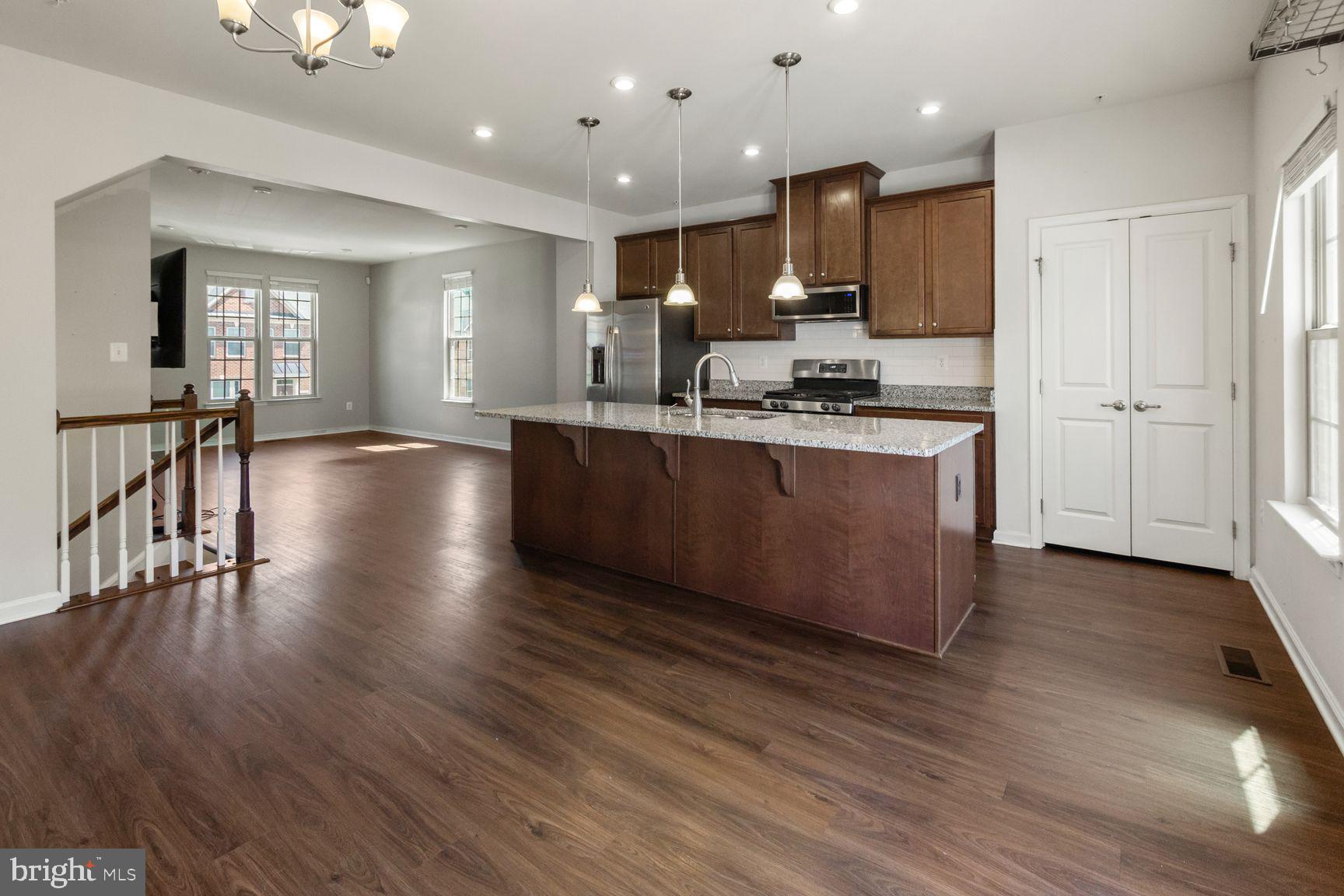 PARKSIDE - Residential