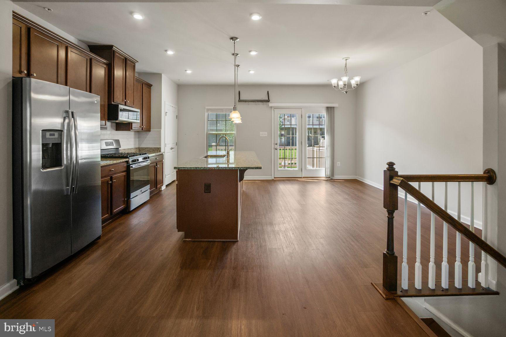 PARKSIDE - Residential