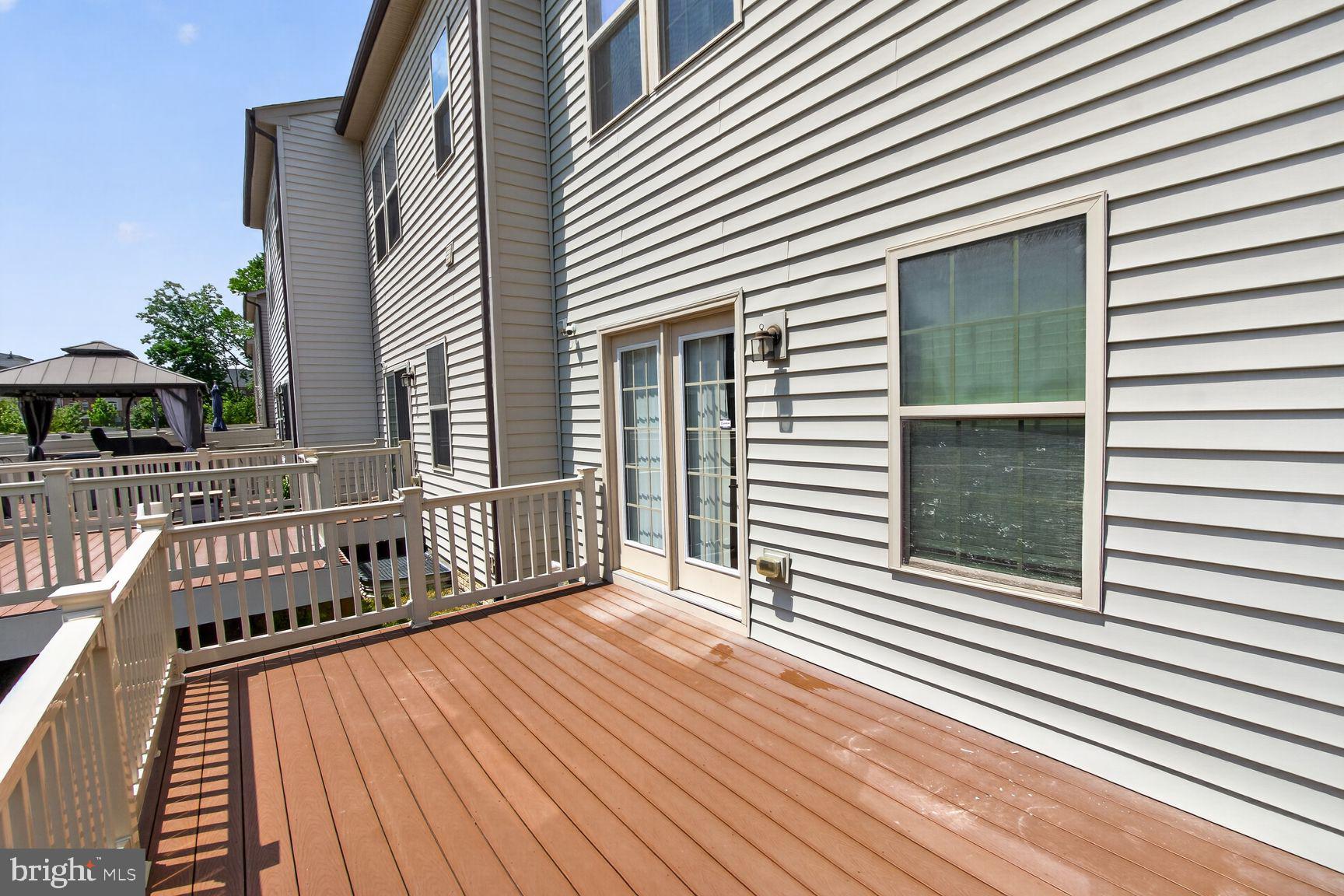 PARKSIDE - Residential