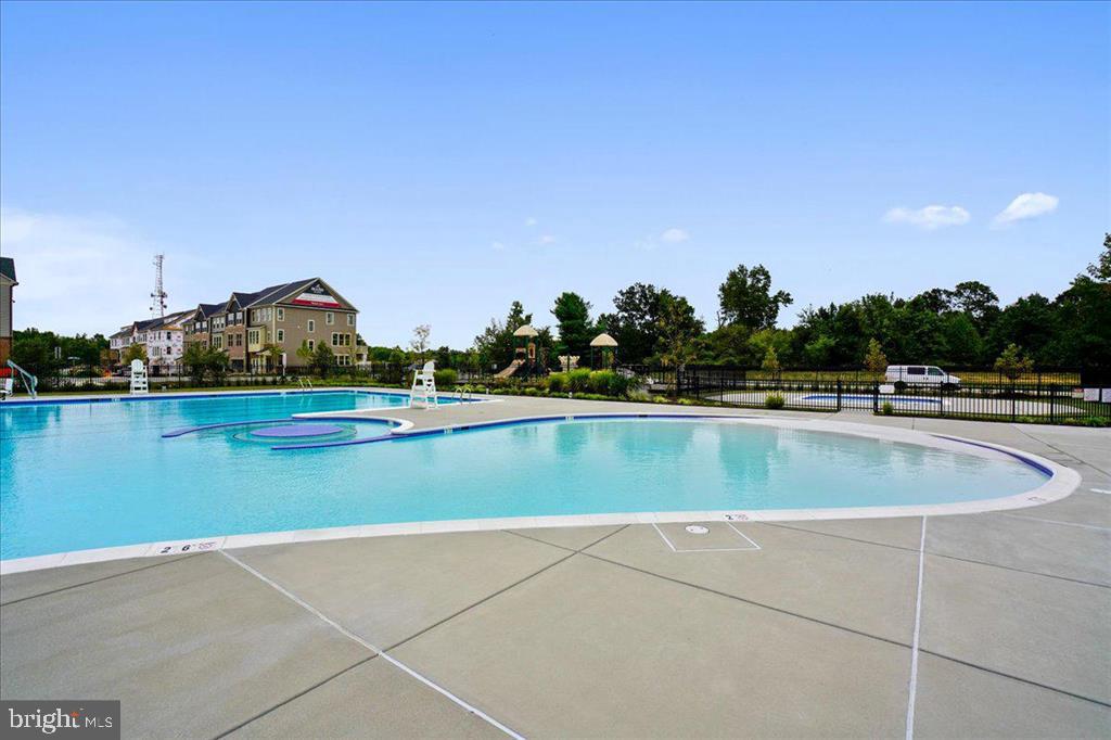 PARKSIDE - Residential