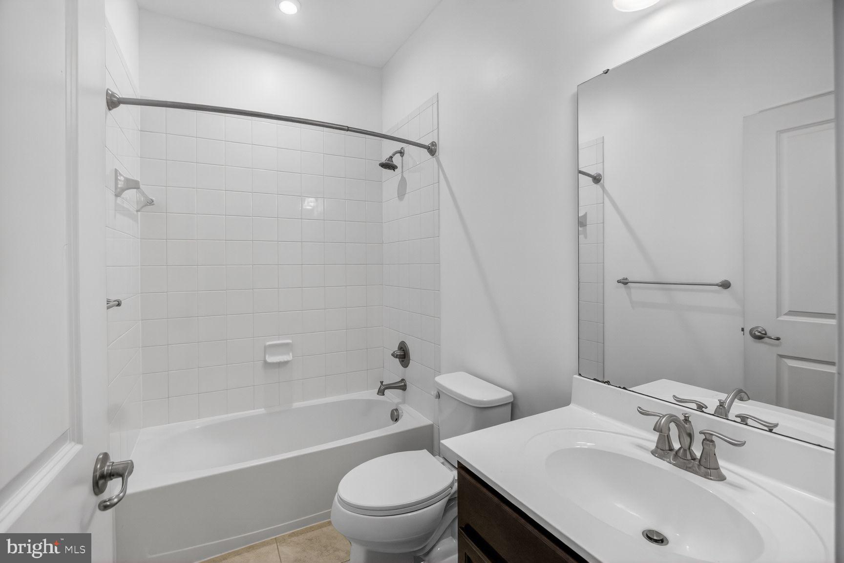 PARKSIDE - Residential