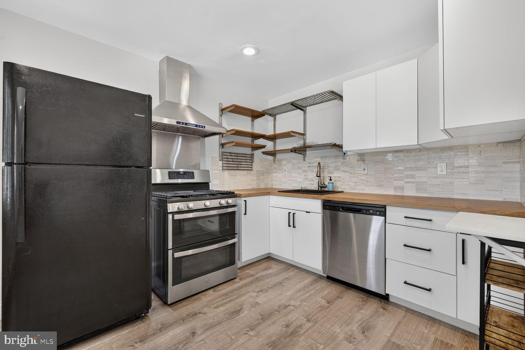 NORTHWOOD PARK VIEW - Residential