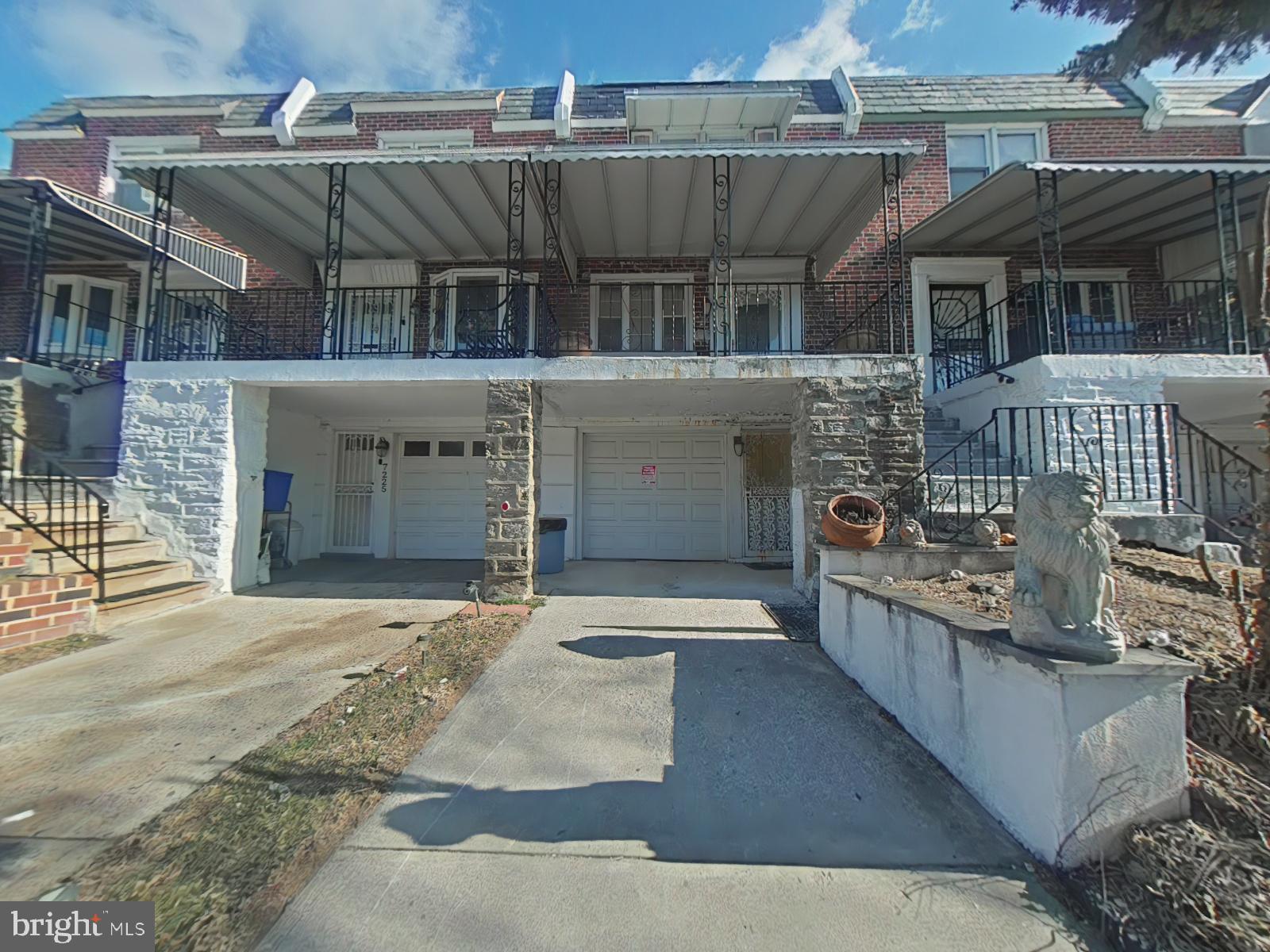 WEST OAK LANE - Residential