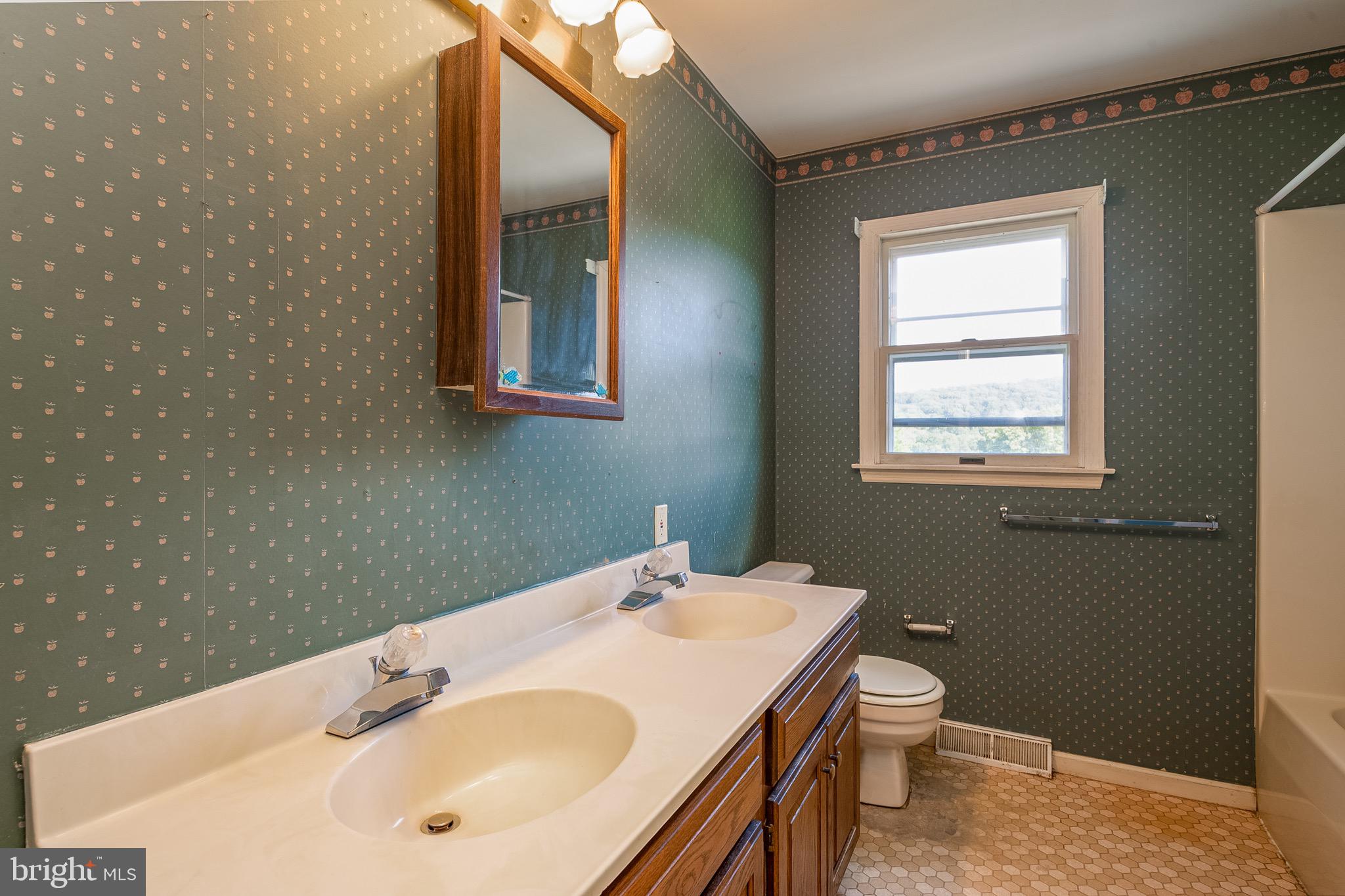 OVERBROOK - Residential