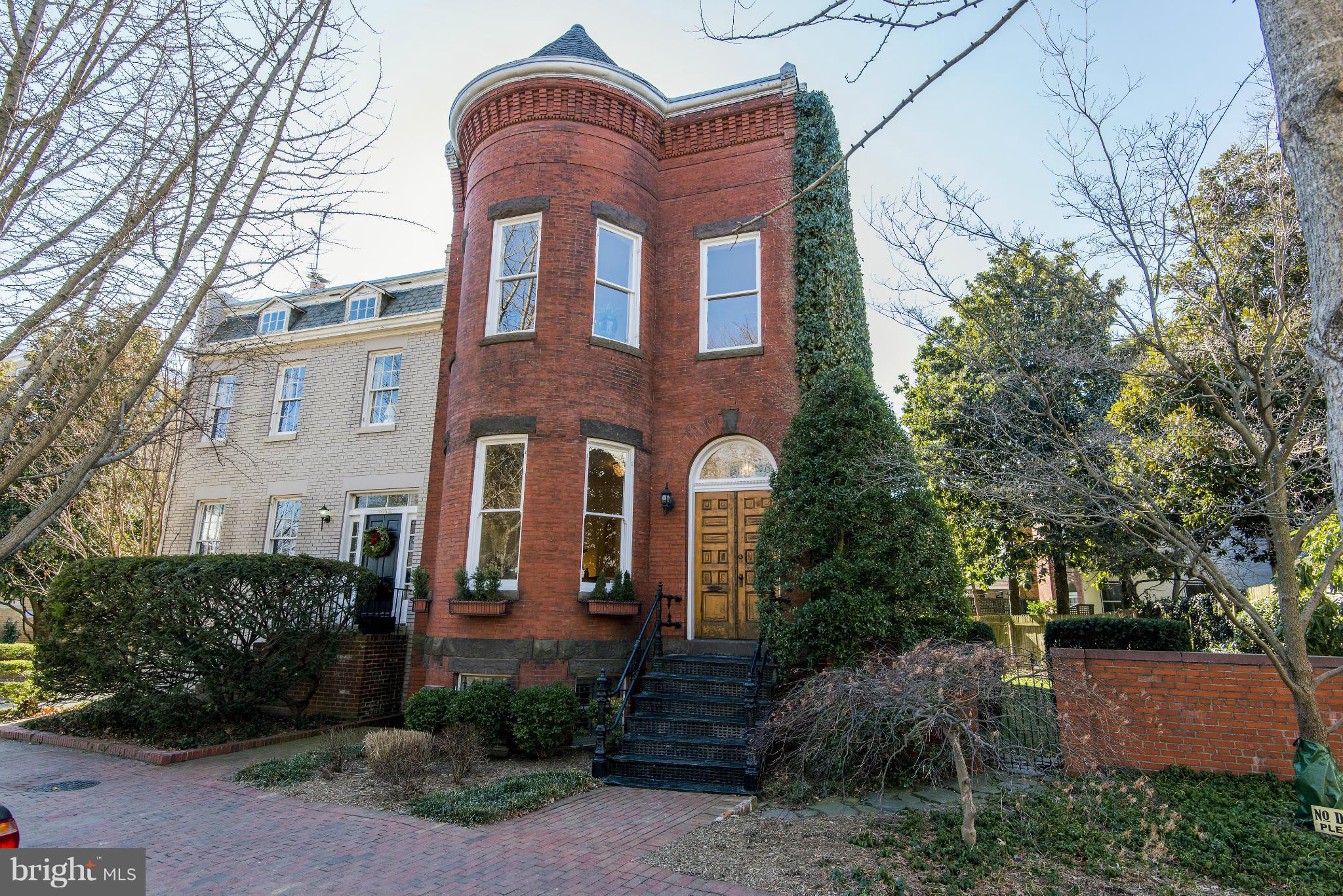 Elegant, light-filled home with beautiful views of Dumbarton Oaks. High ceilings, wood floors, tall windows and rich moldings; Main lvl - large double parlor w/bay window + 2 fireplaces; 3 bedrooms up incl. lovely master suite; fully finished LL w/lg rec room, game room and BR suite. Expansive side garden w/terrace + 2 car garage (separately deeded - Lot 0839, Square 1282).