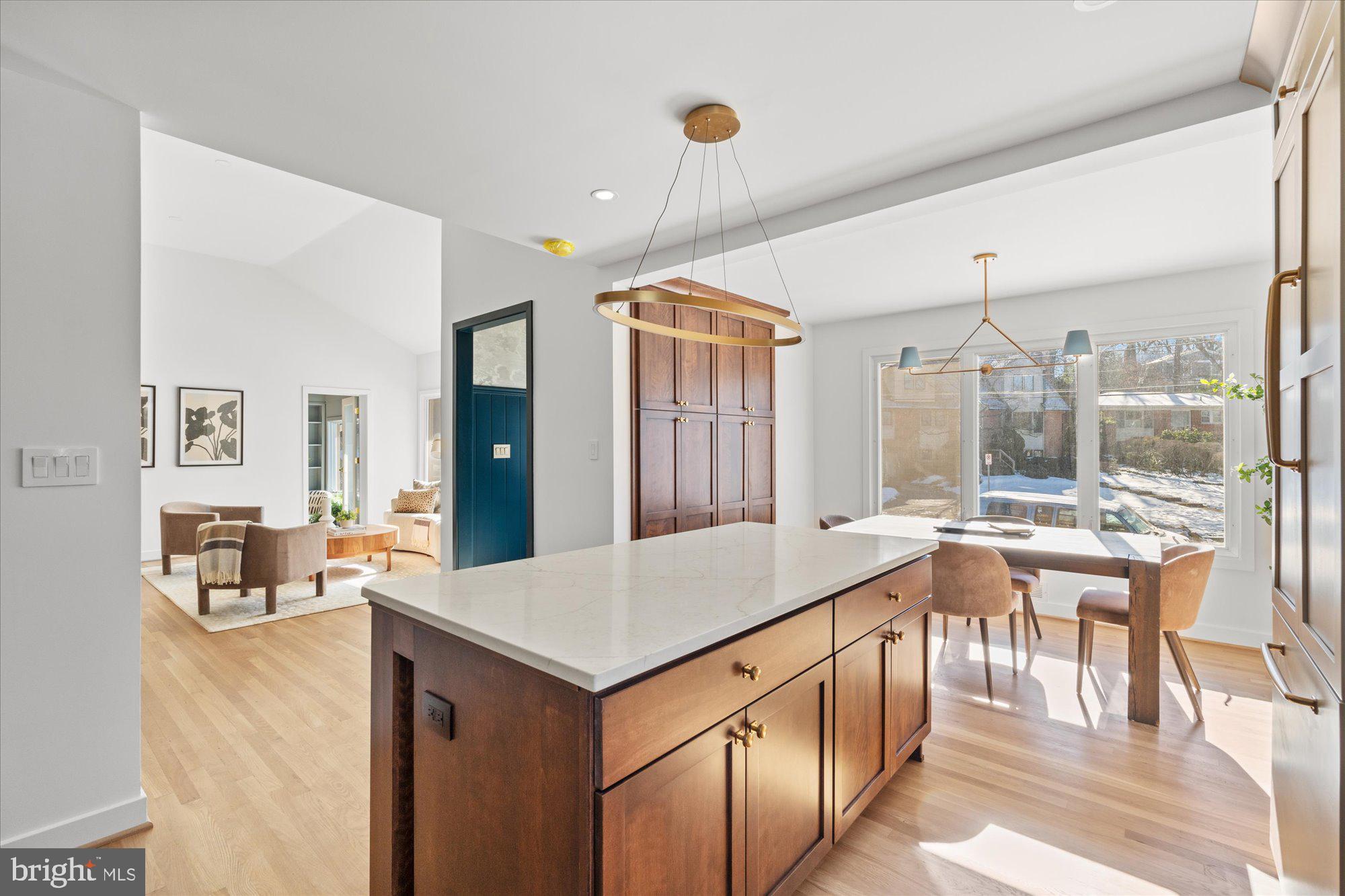 MAPLEWOOD MANOR - Residential