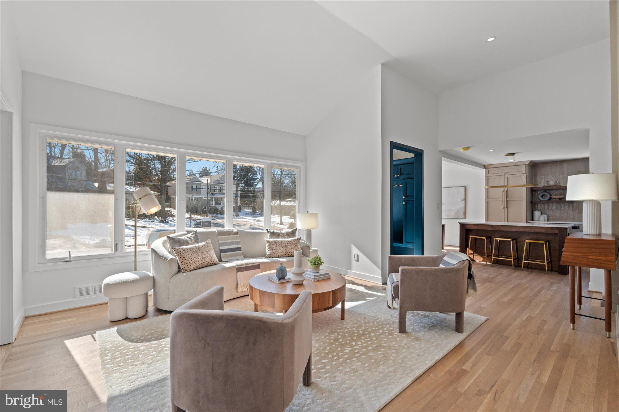 MAPLEWOOD MANOR - Residential