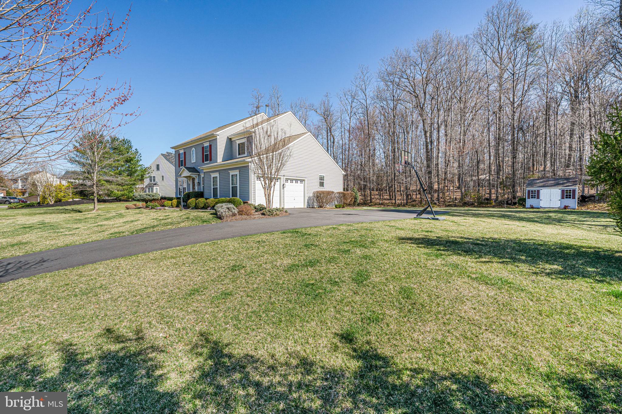 COLES RUN MANOR - Residential