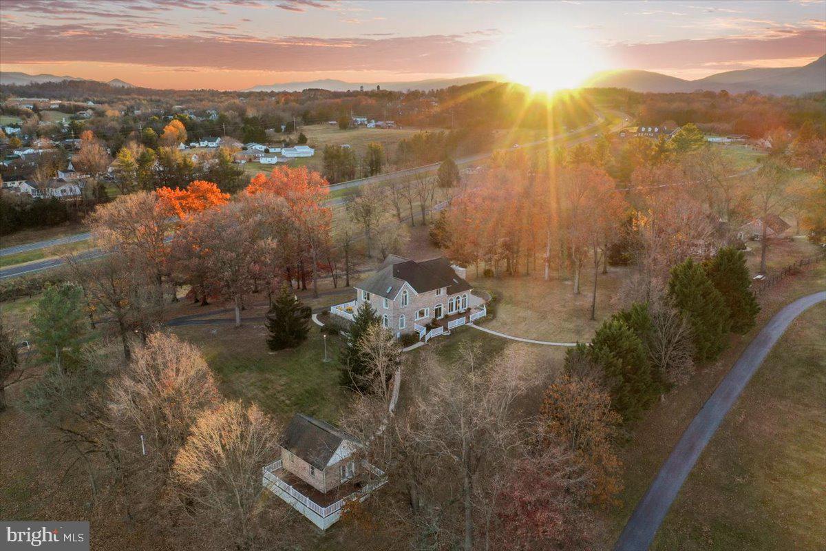 LURAY - Residential