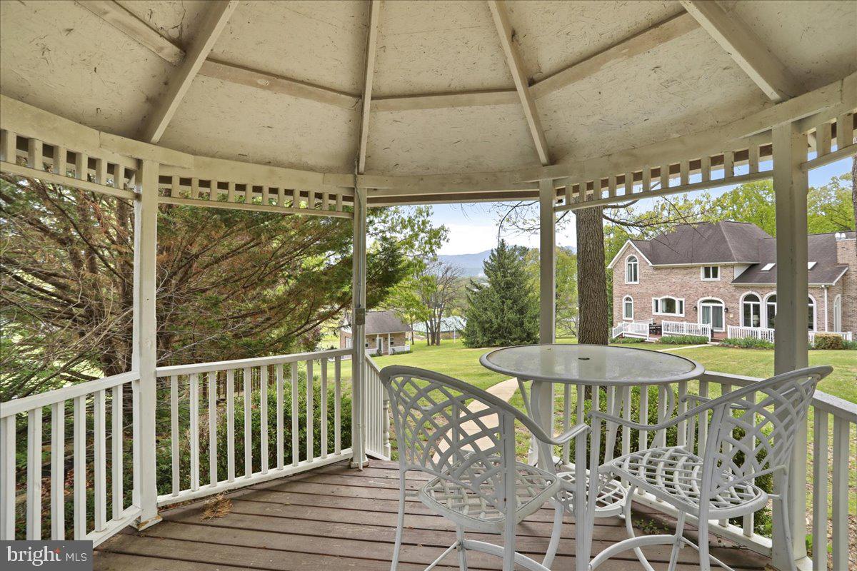 LURAY - Residential
