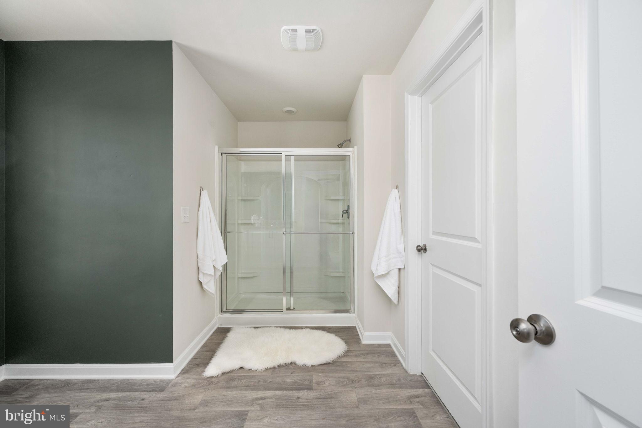 SOUTHGATE - Residential