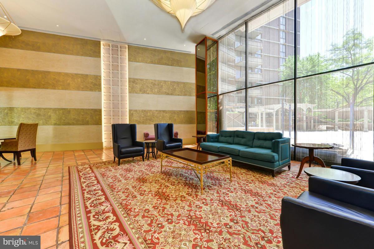 4620 NORTH PARK AVE - Residential