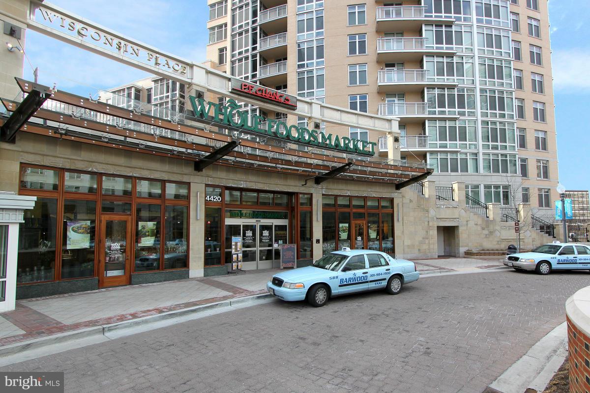 4620 NORTH PARK AVE - Residential