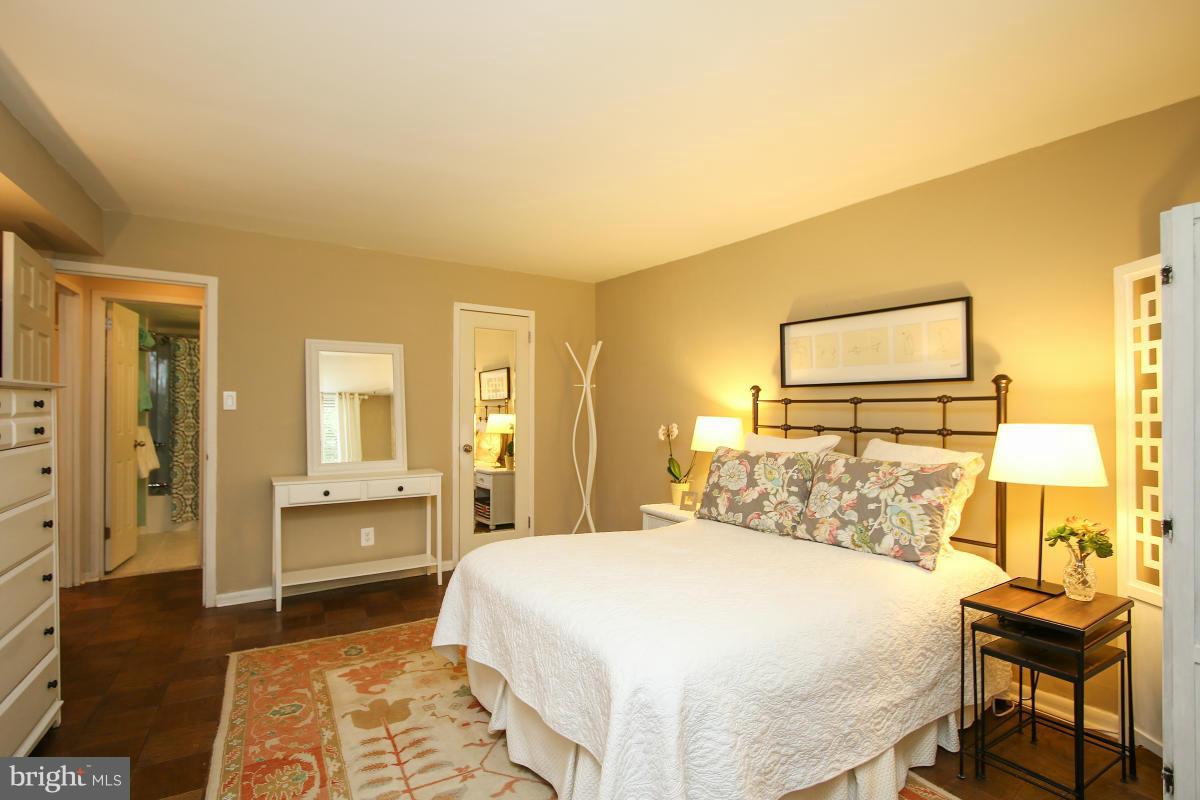 4620 NORTH PARK AVE - Residential