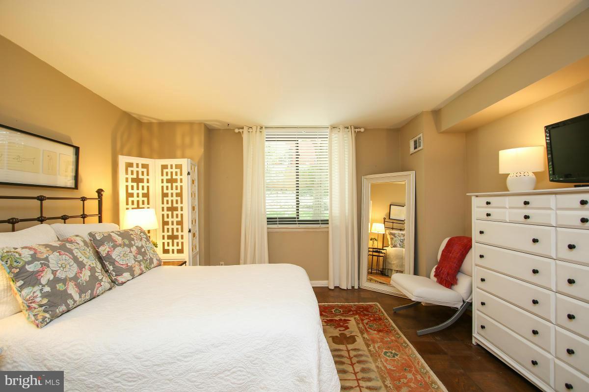 4620 NORTH PARK AVE - Residential