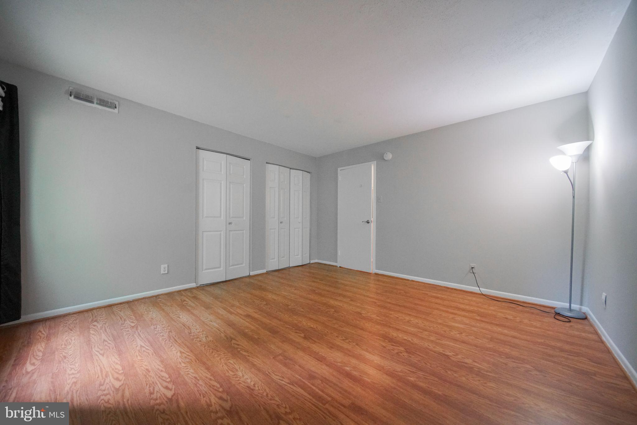 TREETOP CONDO - Residential