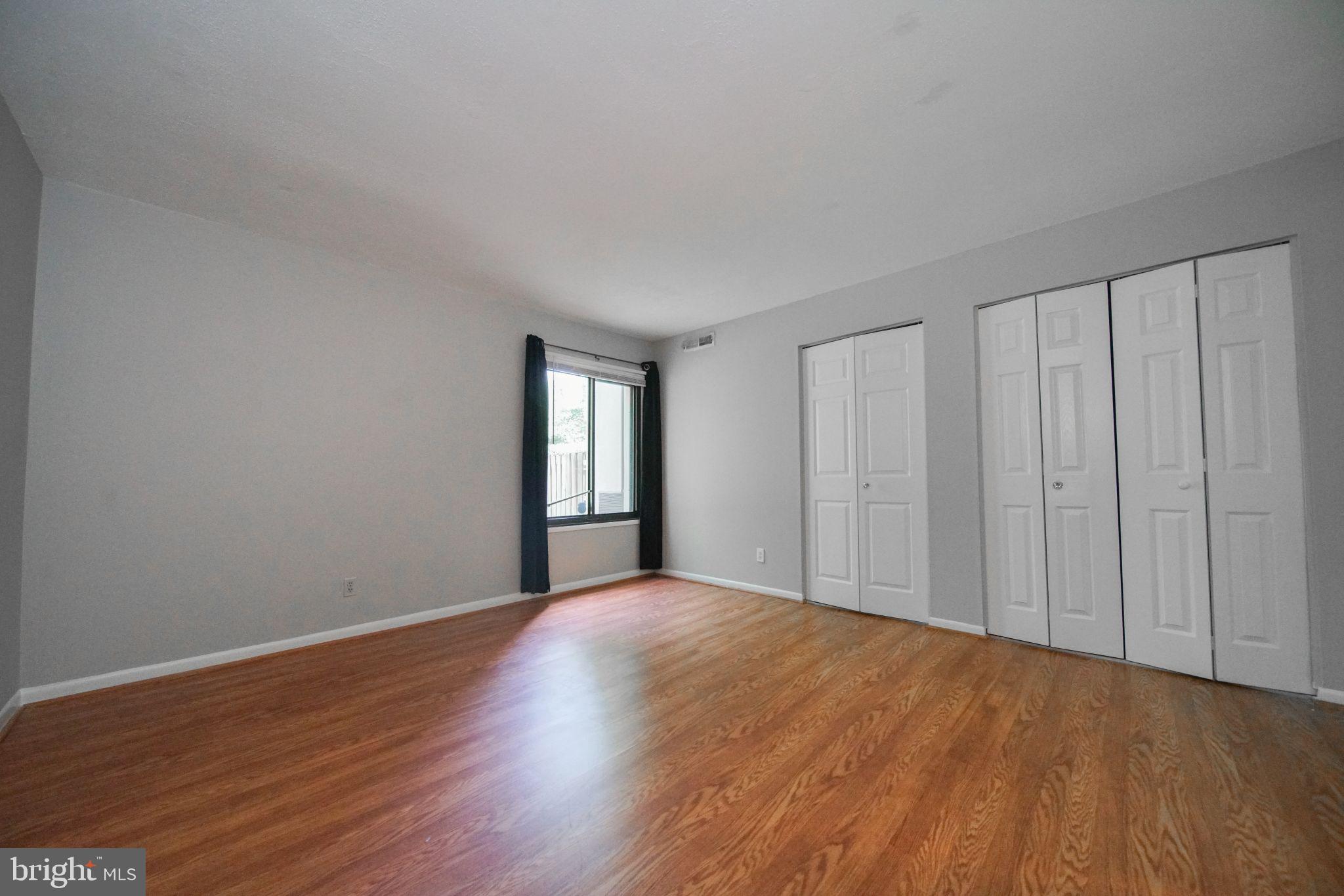 TREETOP CONDO - Residential