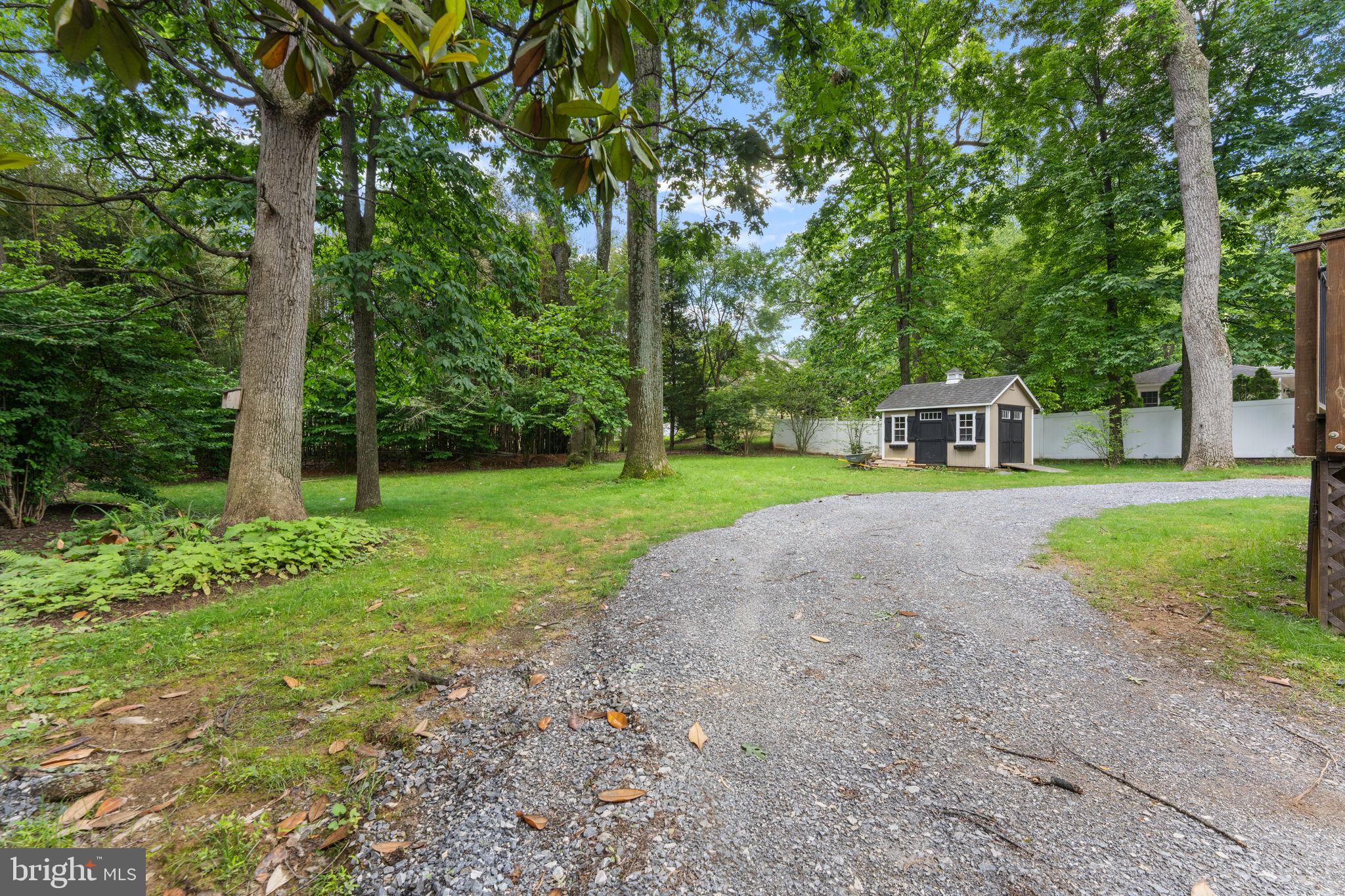 ROCKVILLE OUTSIDE - Residential