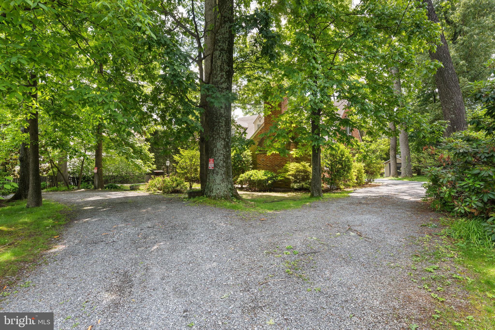 ROCKVILLE OUTSIDE - Residential