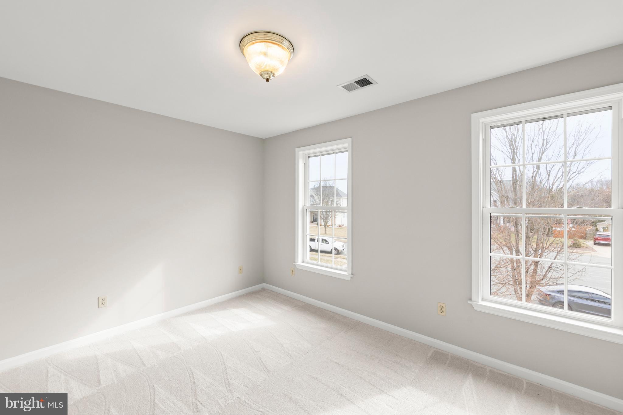 MOSBY STATION - Residential