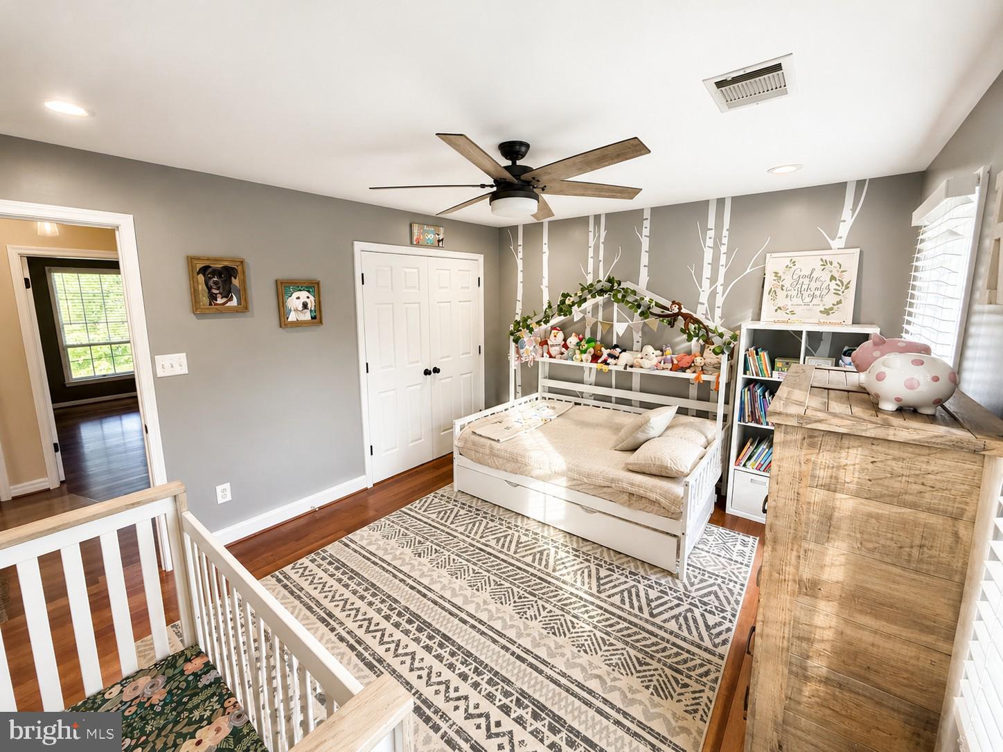 POTOMAC LAKES - Residential