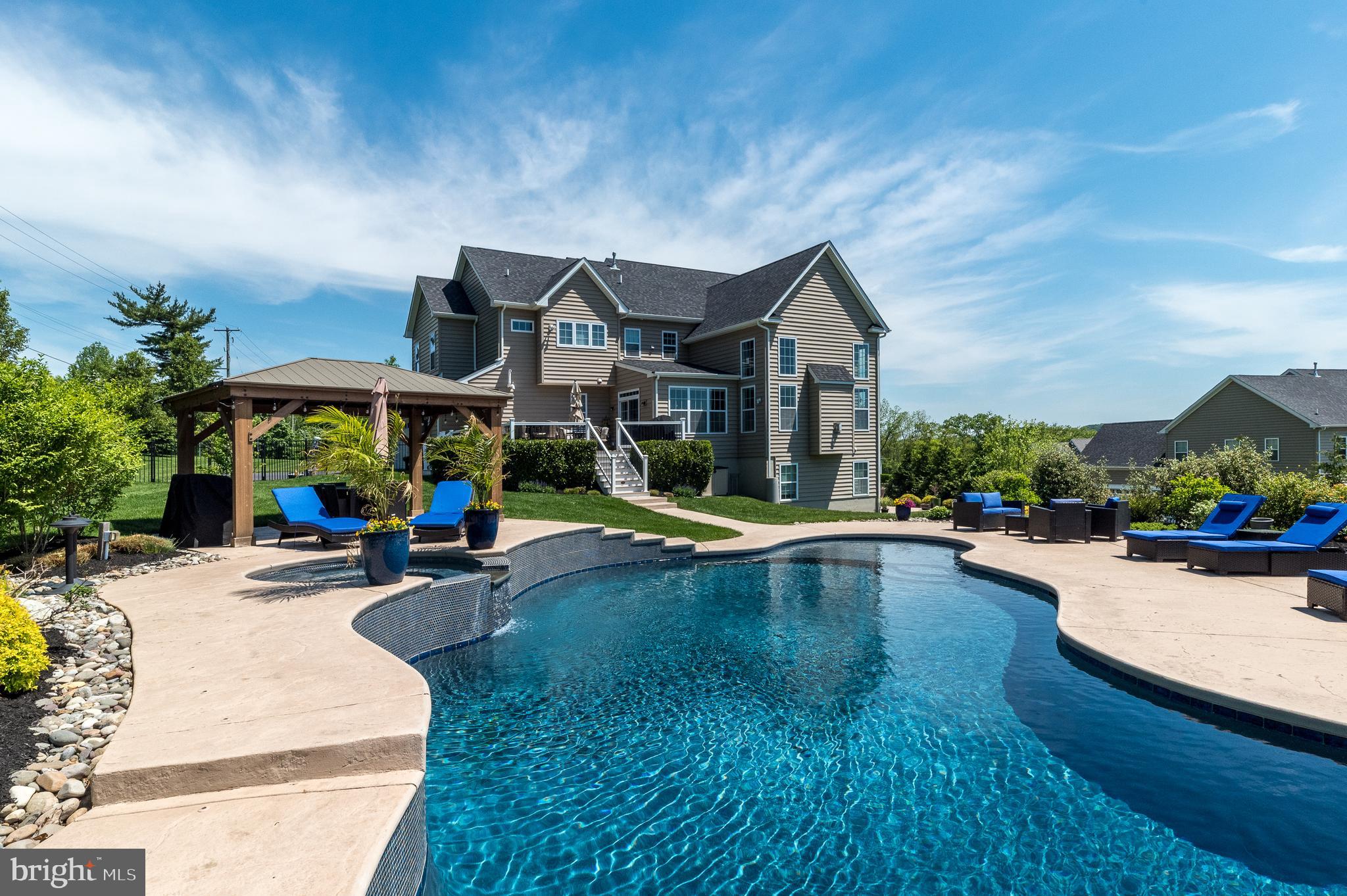 OWLS NEST FARM - Residential