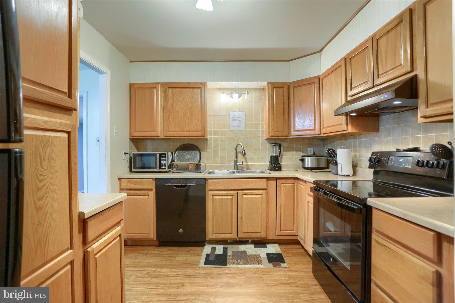 LINDEN GARDENS - Residential