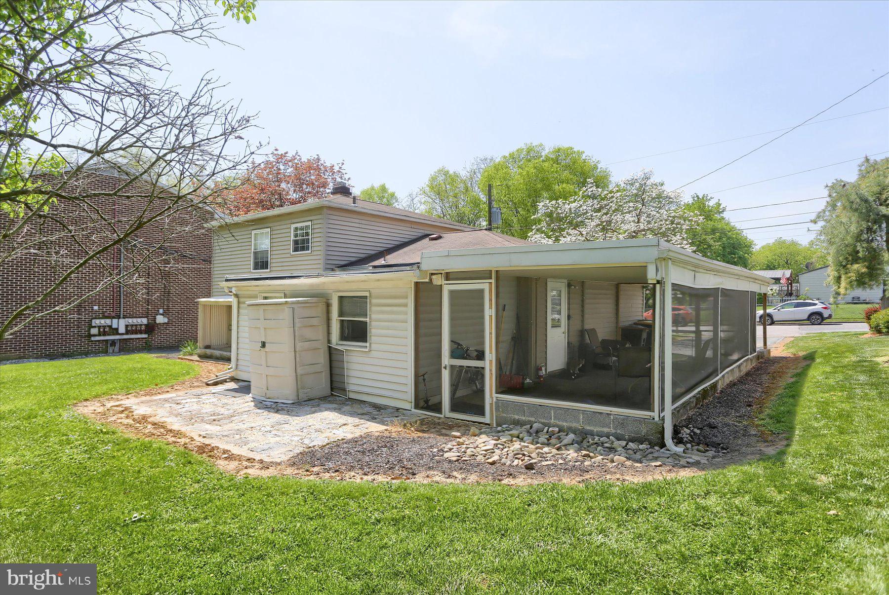 LINDEN GARDENS - Residential