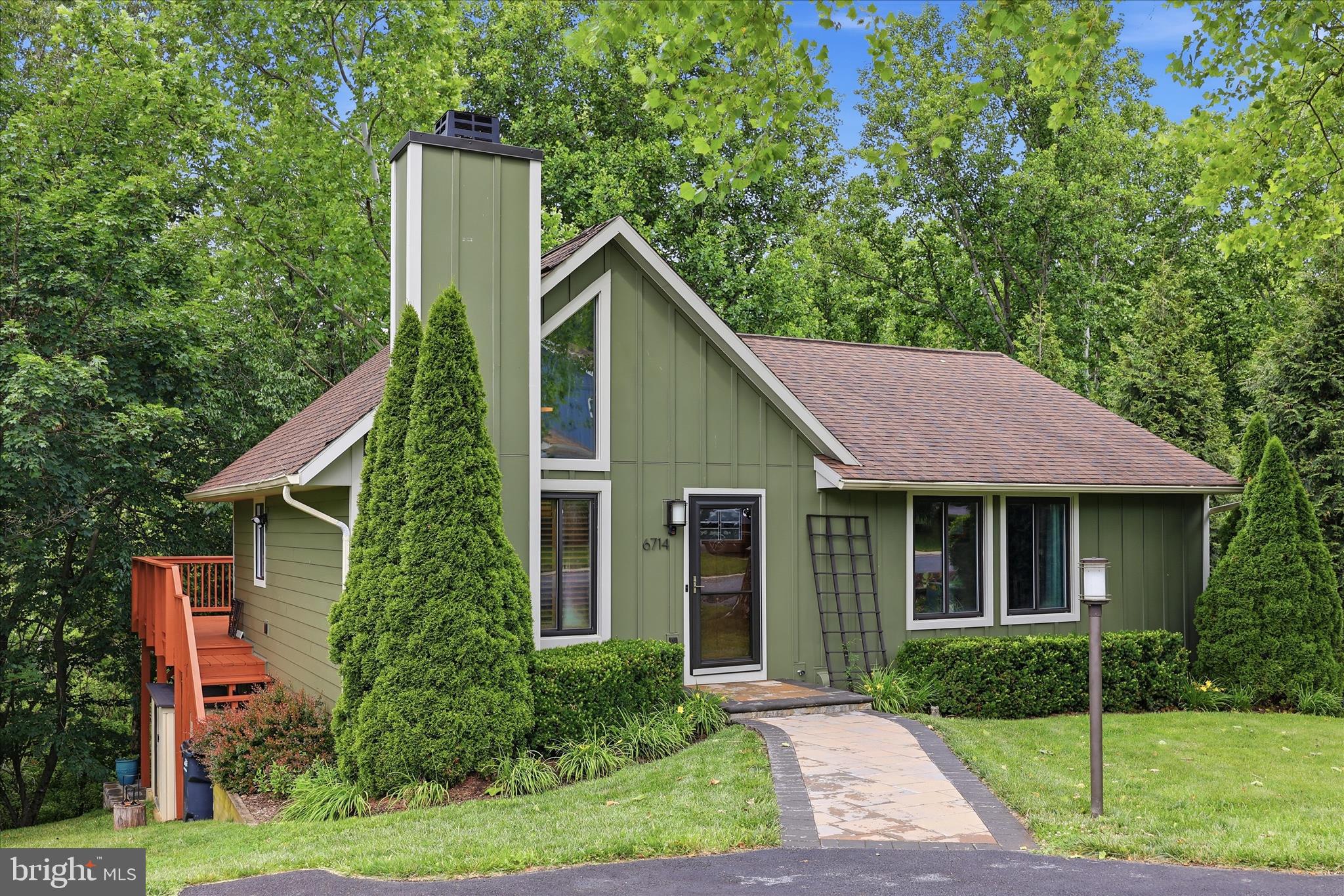 THE MEADOWS - Residential
